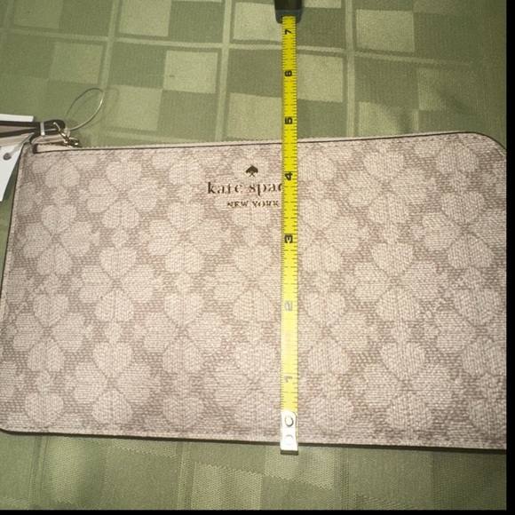 Kate Spade “Mushroom Cap” Wristlet Clutch - Picture 6 of 9